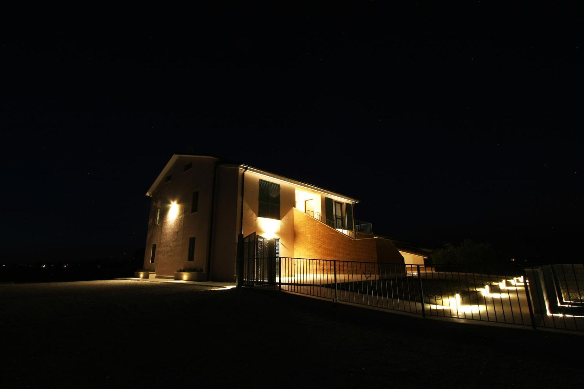 Villa La Collina Del Girasole à Montecastrilli Extérieur photo
