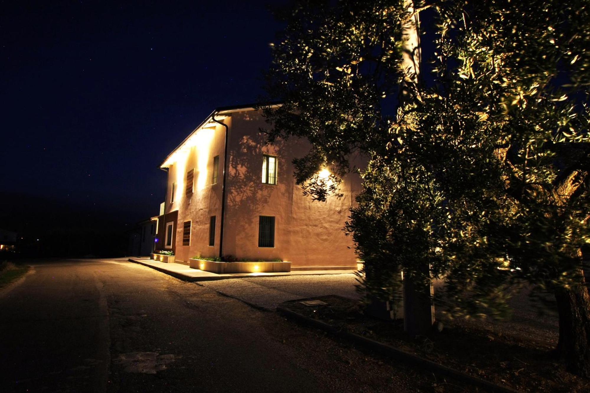 Villa La Collina Del Girasole à Montecastrilli Extérieur photo